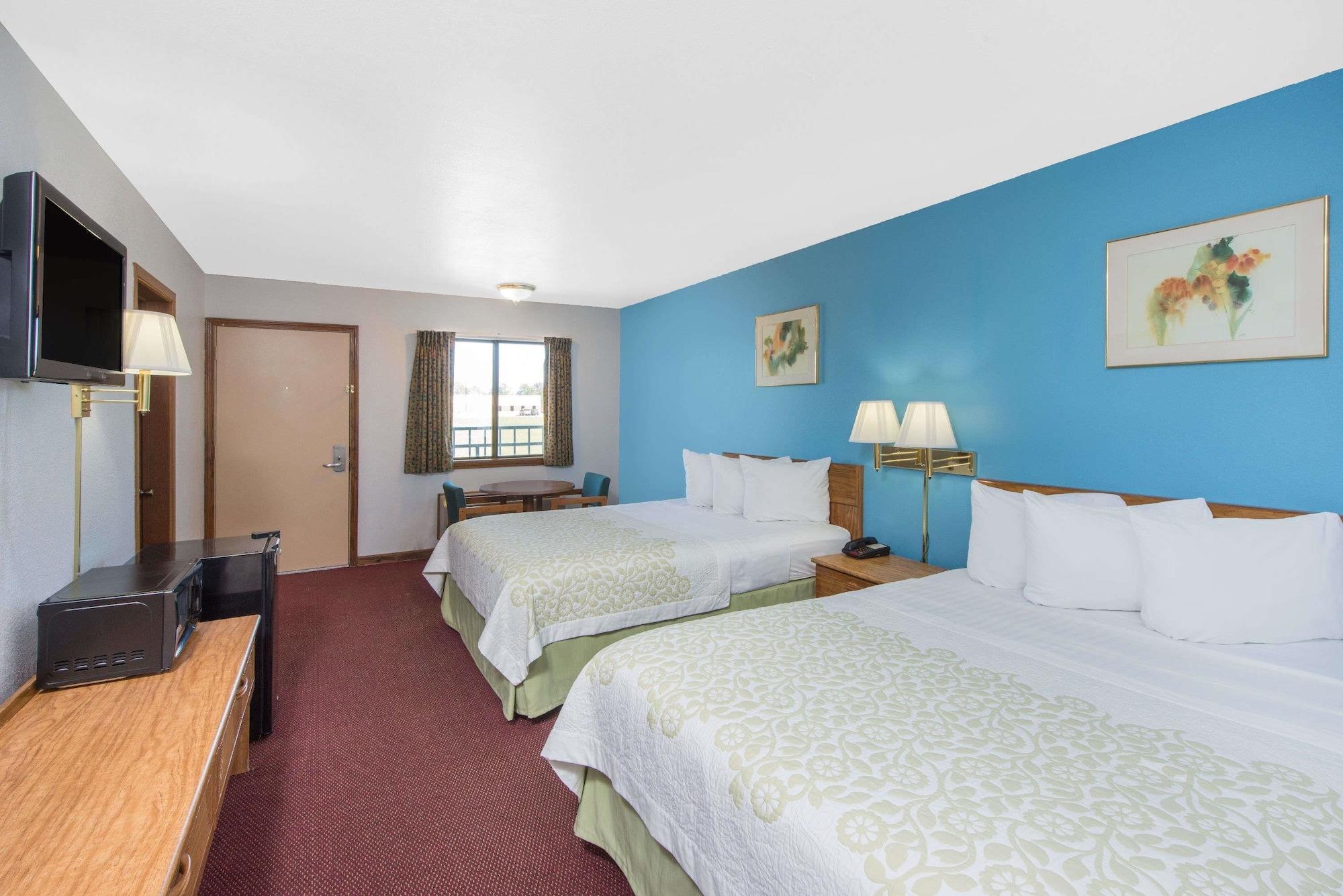 Days Inn By Wyndham Mountain Grove Bagian luar foto